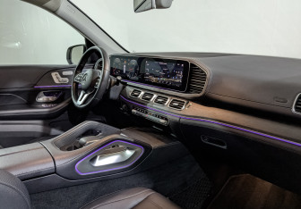 Подержанный автомобиль Mercedes-Benz GLE 2020 года (13 фото)