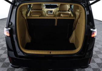 Подержанный автомобиль Voyah Dream 2023 года (9 фото)