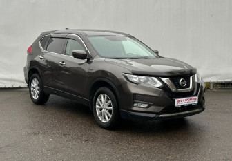Подержанный автомобиль Nissan X-Trail 2021 года (3 фото)