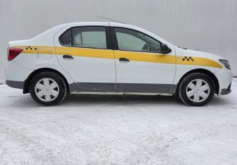 Подержанный автомобиль Renault Logan Sedan 2016 года (4 фото)