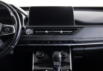 Подержанный автомобиль Chery Tiggo 8 2020 года (16 фото)