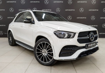 Подержанный автомобиль Mercedes-Benz GLE 2022 года (3 фото)