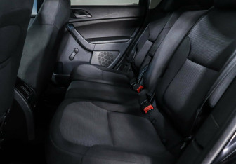 Подержанный автомобиль Skoda Yeti 2012 года (9 фото)