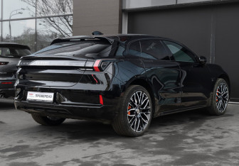 Подержанный автомобиль Zeekr 001 2023 года (5 фото)