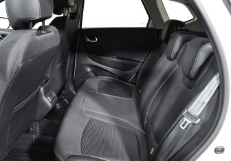 Подержанный автомобиль Renault Kaptur 2021 года (18 фото)