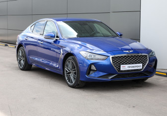 Подержанный автомобиль Genesis G70 2019 года (3 фото)
