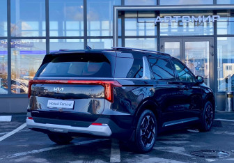 Новый Kia Carnival 2025 (10 фото)