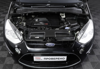 Подержанный автомобиль Ford S-MAX 2012 года (9 фото)