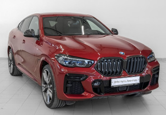 Подержанный автомобиль BMW X6 2021 года (3 фото)