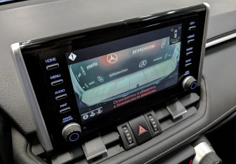 Подержанный автомобиль Toyota RAV4 2020 года (27 фото)