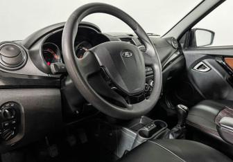 Подержанный автомобиль LADA (ВАЗ) Granta Wagon 2020 года (13 фото)