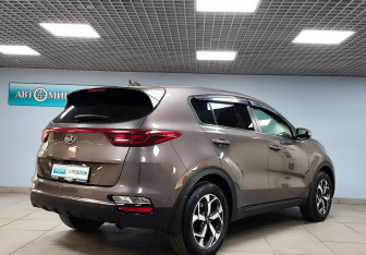 Подержанный автомобиль Kia Sportage 2019 года (5 фото)