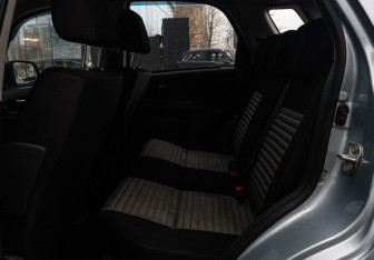 Подержанный автомобиль Suzuki SX4 Hatchback 2010 года (10 фото)