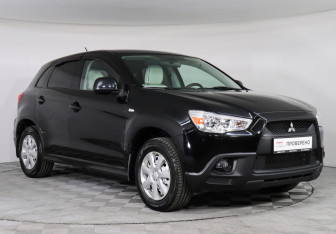 Подержанный автомобиль Mitsubishi ASX 2012 года (3 фото)