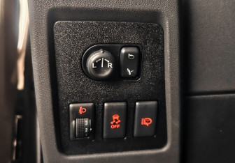 Подержанный автомобиль Nissan Qashqai+2 2012 года (17 фото)