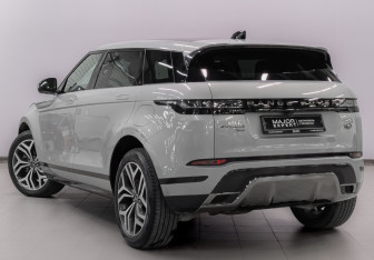 Подержанный автомобиль Land Rover Range Rover Evoque 2021 года (7 фото)