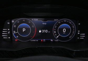 Подержанный автомобиль Skoda Superb Liftback 2023 года (11 фото)