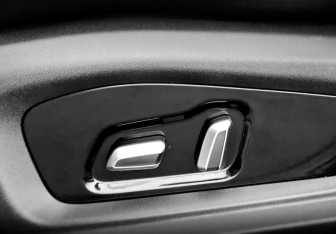 Подержанный автомобиль Omoda C5 2023 года (21 фото)