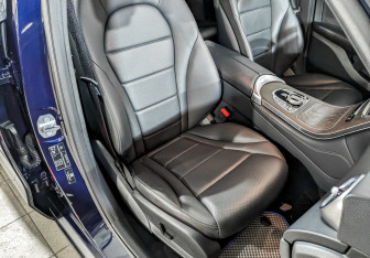 Подержанный автомобиль Mercedes-Benz GLC Coupe 2018 года (24 фото)