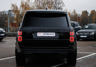 Подержанный автомобиль Land Rover Range Rover 2018 года (42 фото)