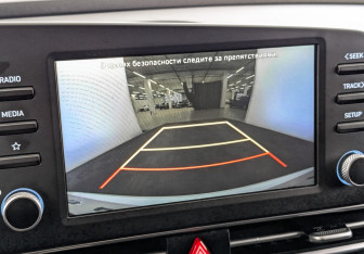 Подержанный автомобиль Hyundai Elantra Sedan 2021 года (26 фото)