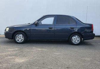 Подержанный автомобиль Hyundai Accent Sedan 2007 года (8 фото)