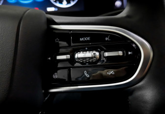 Подержанный автомобиль Omoda C5 2023 года (30 фото)