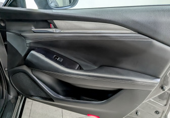 Подержанный автомобиль Mazda 6 Sedan 2019 года (24 фото)
