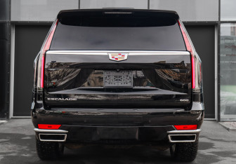 Подержанный автомобиль Cadillac Escalade Suv 2021 года (5 фото)