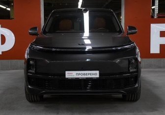 Новый LiXiang L9 2024 (2 фото)