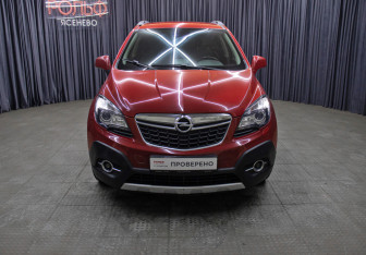 Подержанный автомобиль Opel Mokka 2015 года (2 фото)