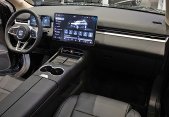 Новый Evolute i-SPACE 2025 (10 фото)