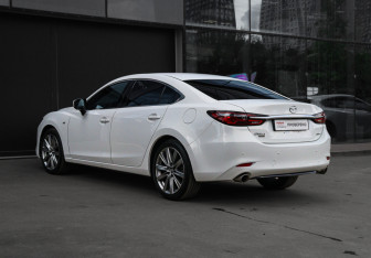 Подержанный автомобиль Mazda 6 Sedan 2023 года (6 фото)