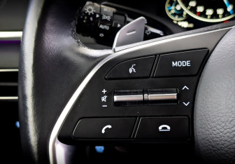 Подержанный автомобиль Hyundai Sonata 2023 года (29 фото)