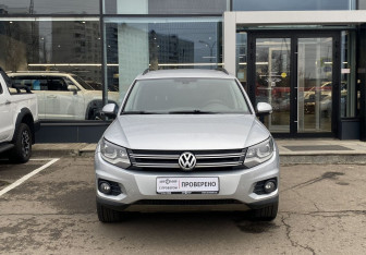 Подержанный автомобиль Volkswagen Tiguan 2011 года (2 фото)