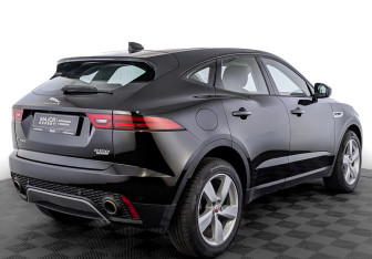 Подержанный автомобиль Jaguar E-Pace 2018 года (5 фото)