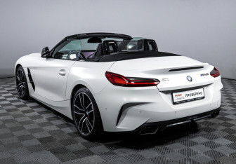Подержанный автомобиль BMW Z4 Roadster 2020 года (15 фото)
