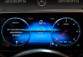 Подержанный автомобиль Mercedes-Benz GLE 2021 года (13 фото)