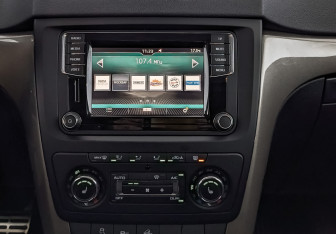 Подержанный автомобиль Skoda Yeti 2016 года (17 фото)