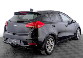 Подержанный автомобиль Kia Ceed Hatchback 2018 года (5 фото)