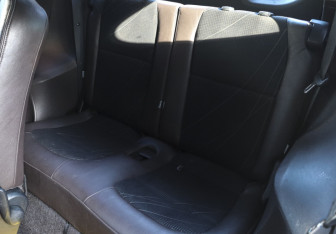 Подержанный автомобиль Toyota iQ 2009 года (9 фото)