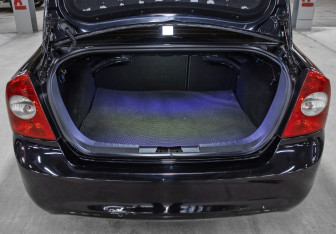 Подержанный автомобиль Ford Focus Sedan 2008 года (10 фото)