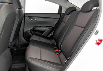 Подержанный автомобиль Kia Rio Sedan 2020 года (12 фото)