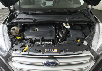 Подержанный автомобиль Ford Kuga 2017 года (7 фото)