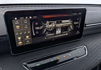 Подержанный автомобиль Haval Jolion 2023 года (26 фото)