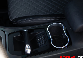 Подержанный автомобиль Ford Galaxy 2012 года (18 фото)