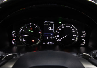 Подержанный автомобиль Lexus LX 2021 года (14 фото)