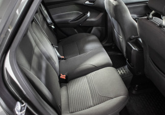 Подержанный автомобиль Ford Focus Hatchback 2016 года (10 фото)