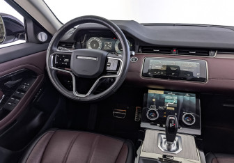 Подержанный автомобиль Land Rover Range Rover Evoque 2023 года (29 фото)