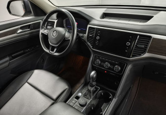 Подержанный автомобиль Volkswagen Teramont 2019 года (11 фото)